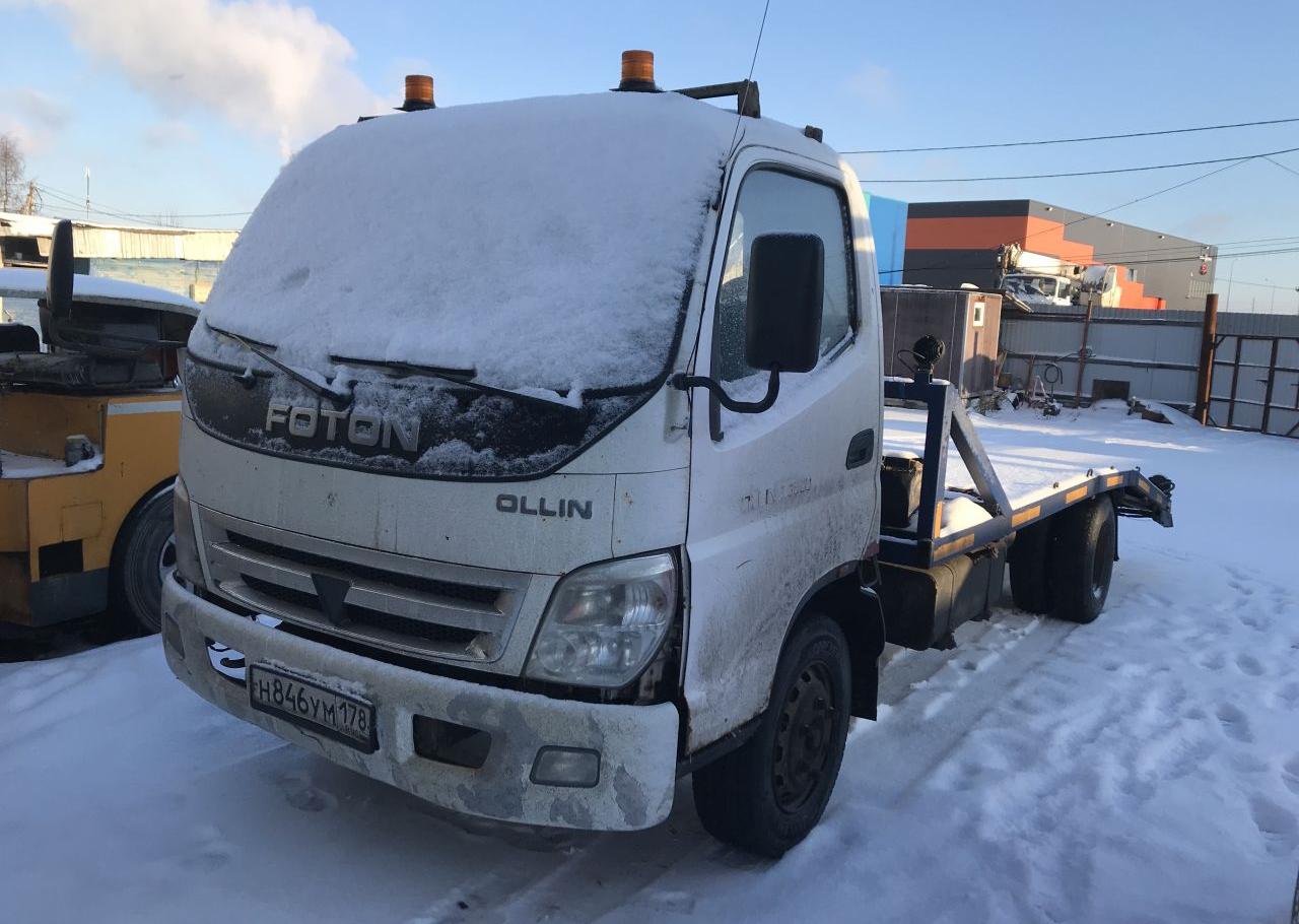 Эвакуатор в красногвардейском районе спб недорого. Эвакуатор foton bj1039. Лат эвакуатор СПБ. Эвакуатор с ломаной платформой. Эвакуатор машины лат.